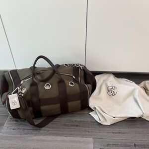 Hermes Careying Dog Travel Bag - Green Canvas
